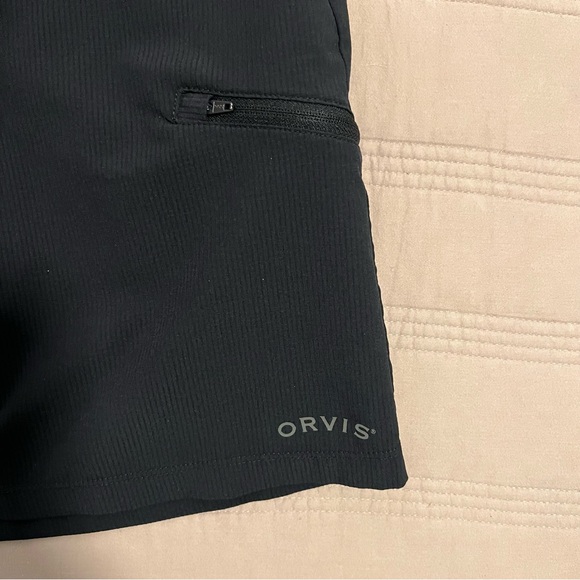 Orvis Black Skirt with built in Shorts with Pockets - Picture 3 of 6